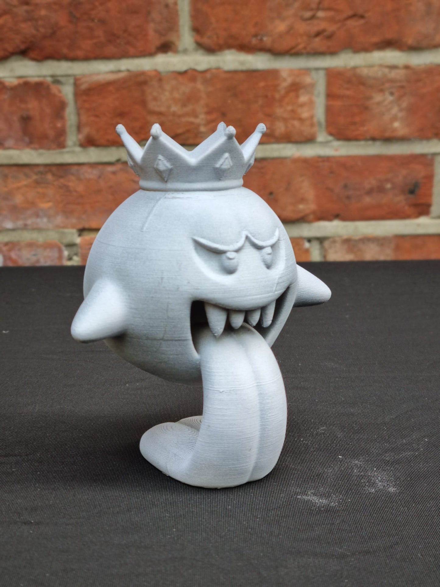 Paint your own - King Boo