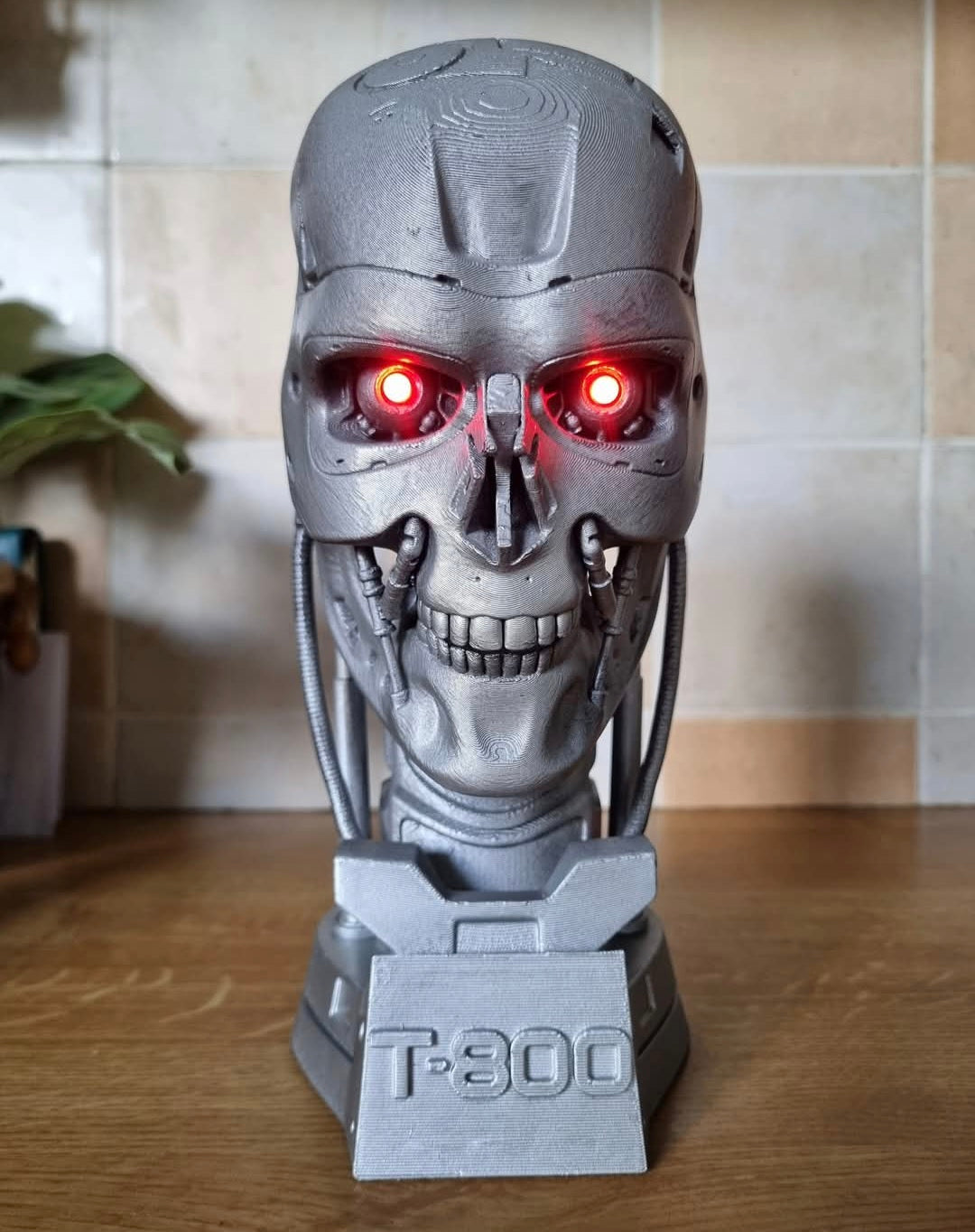 T-800